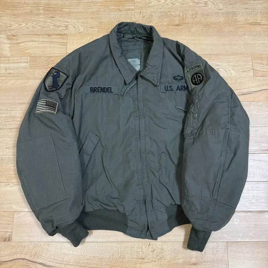 [SOLD OUT] 미군 오리지날 00s CVC 탱커 자켓 L/L