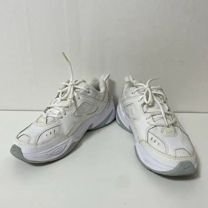 [BUNJANG] Nike M2K Techno White Sneakers / 230 나이키 M2K 테크노화이트 운동화 정품