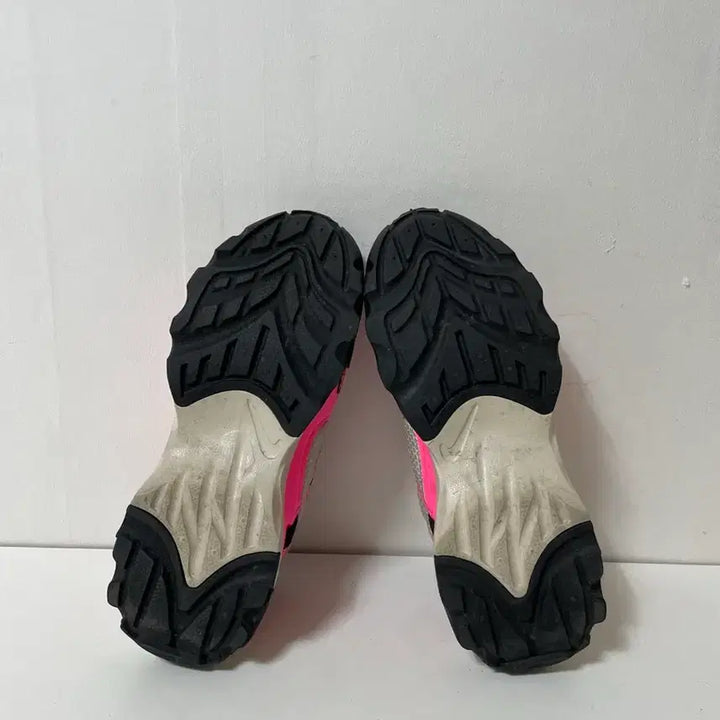 [SOLD OUT] 250 나이키 핑크블라스트 운동화 정품