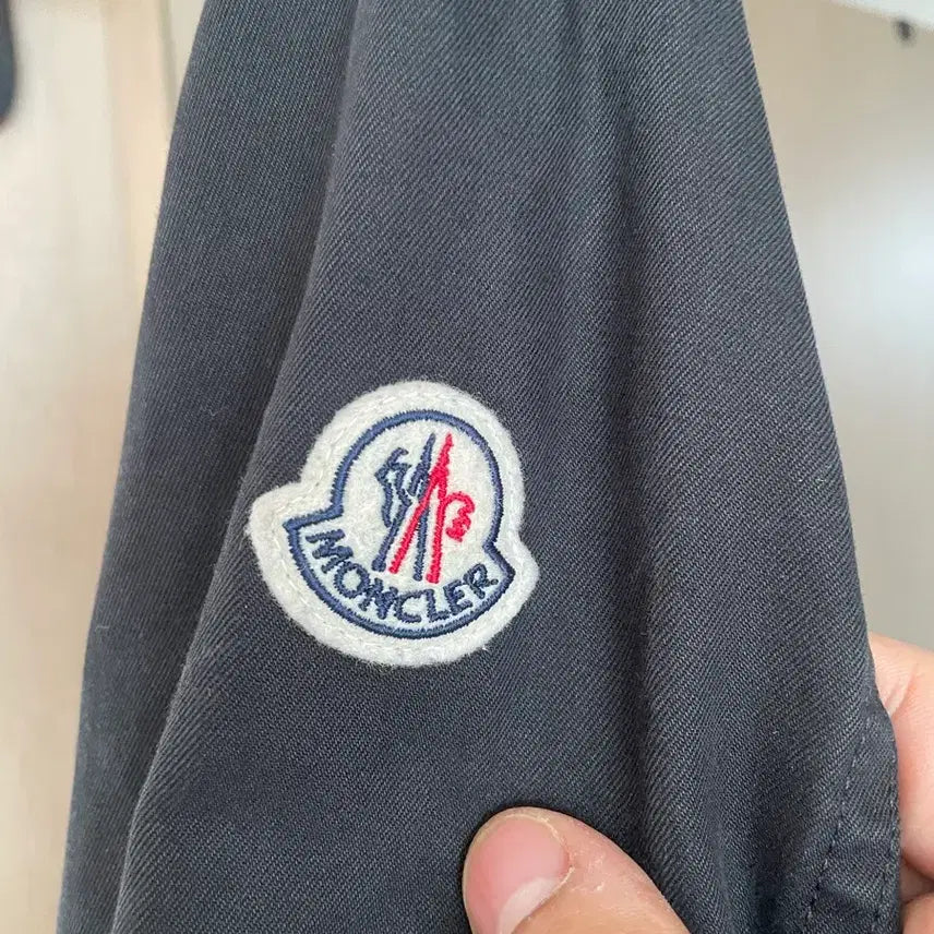 [BUNJANG] Moncler Washed Denim Black Shirt Jacket / 몽클레어 워싱데님 블랙셔츠자켓 1사이즈