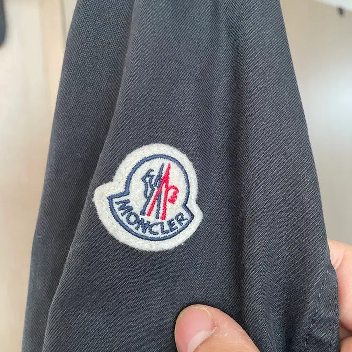 [BUNJANG] Moncler Washed Denim Black Shirt Jacket / 몽클레어 워싱데님 블랙셔츠자켓 1사이즈