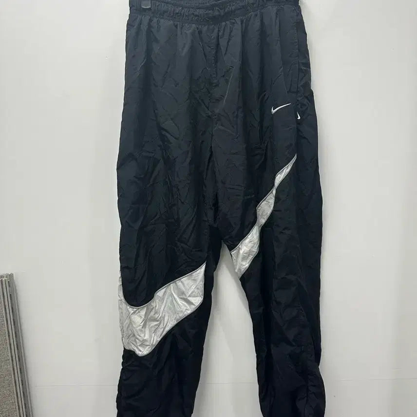 [SOLD OUT] [만원 아라비아빈티지]나이키 블랙 트레이닝 바지 XL