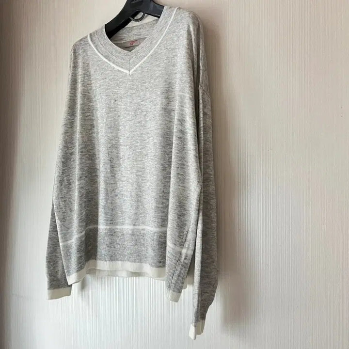 [BUNJANG] 8 Seconds V-Neck Knit Sweater / 8세컨즈 브이넥니트