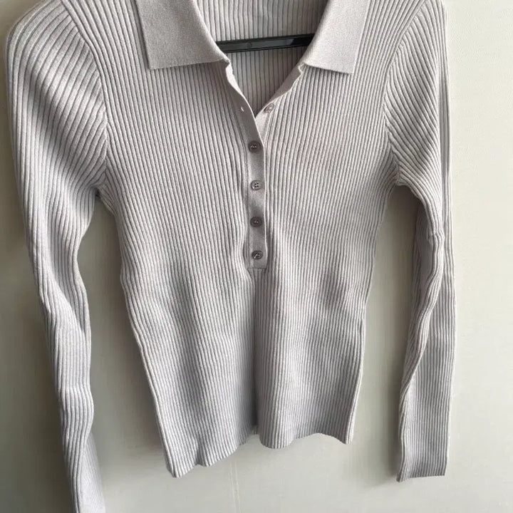 [SOLD OUT] 프롬데이원 카라넥 골지 니트 새상품