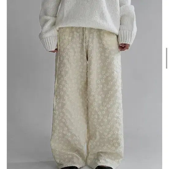[BUNJANG] Manique Flower Pattern Wide Pants / 매니크 플라워패턴 리본 와이드팬츠(원가 40,800원)