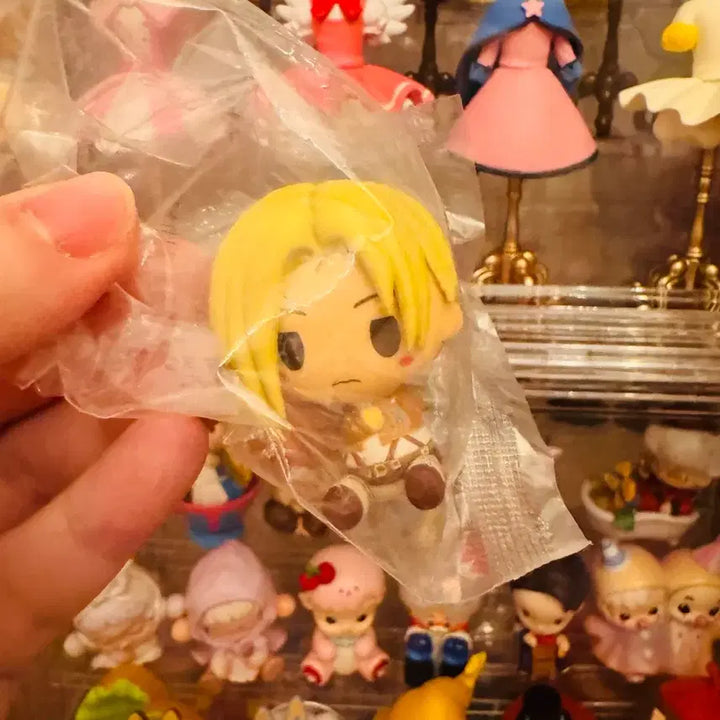 [BUNJANG] Attack on Titan Choco-no-ko Figure / 진격거 애니 초코노코 미개봉