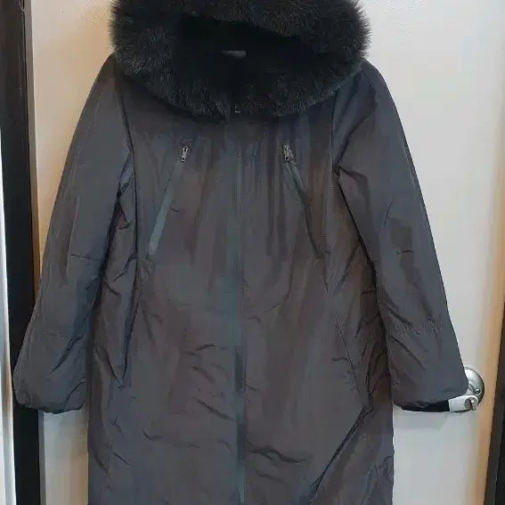 [BUNJANG] BCBG Fox Fur Long Down Jacket / BCBG  폭스퍼 롱패딩점퍼 85-94-155