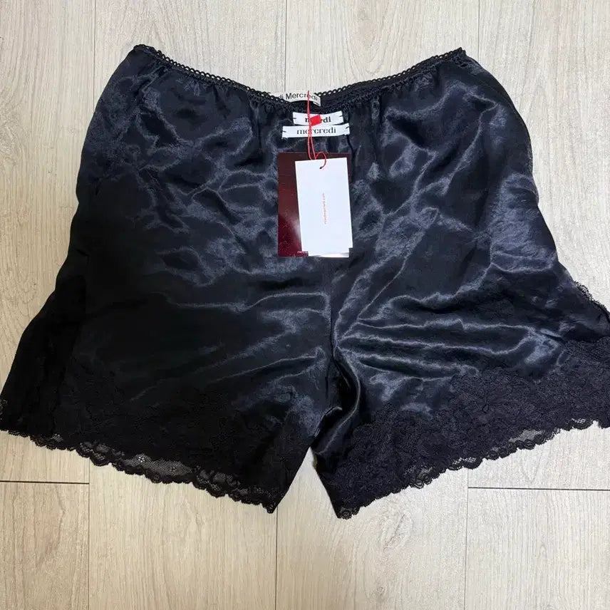 [BUNJANG] Mardi Lace Shorts Black / 마르디 레이스 쇼츠 블랙 F