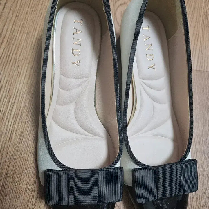 [SOLD OUT] 탠디 여성 구두 240