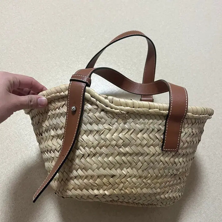 [SOLD OUT] (정품) 로에베 라피아백