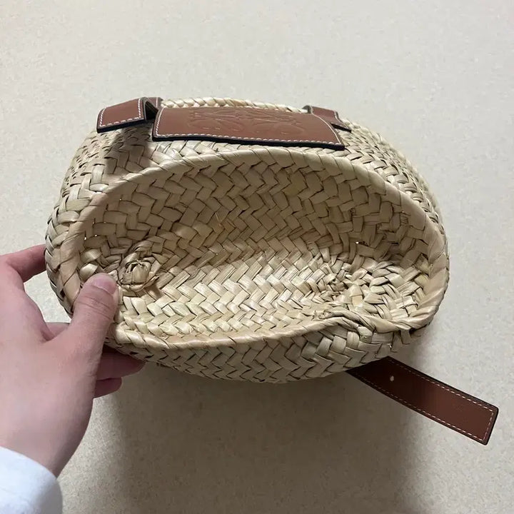 [SOLD OUT] (정품) 로에베 라피아백