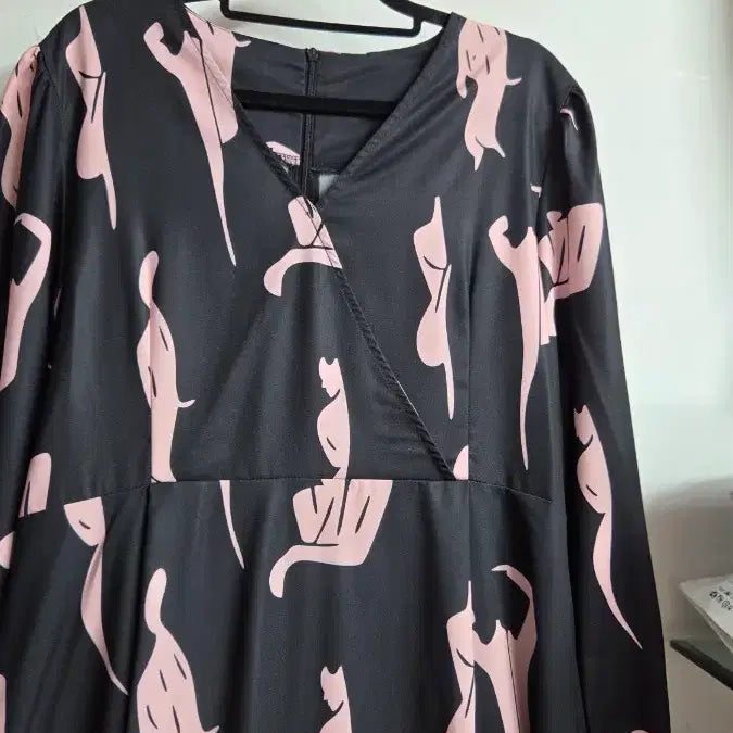[BUNJANG] Black Pink Pattern Long Wrap Dress / 블랙 핑크 패턴 롱 원피스
