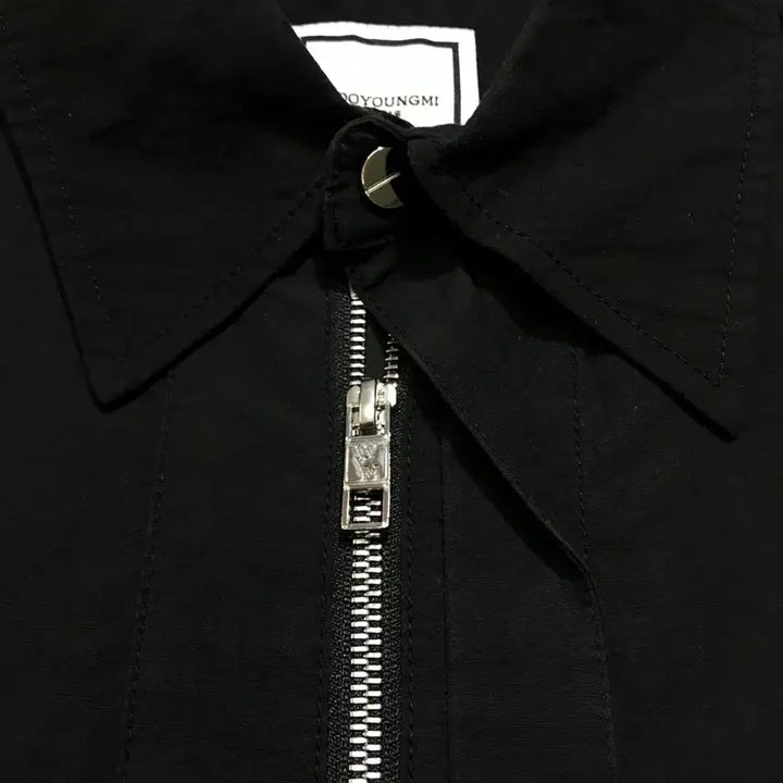 [SOLD OUT] [[48(L), 23FW, A급] 우영미 지퍼 디테일 티셔츠 블랙@215