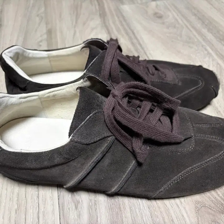 [SOLD OUT] 바토즈 kaba brown 285