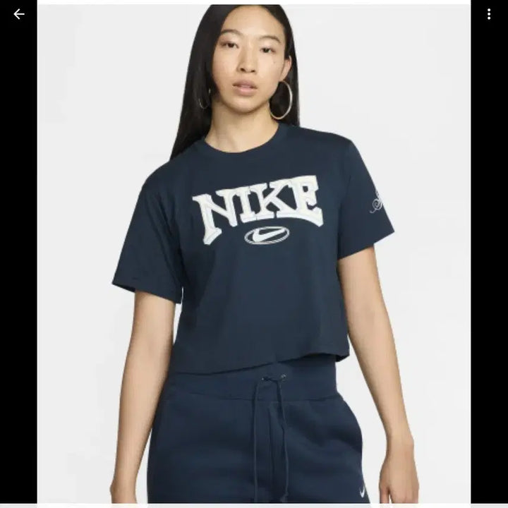 [BUNJANG] Nike Navy Crop T-shirt / 나이키 네이비 반팔 크롭 티셔츠