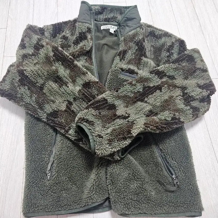 [SOLD OUT] 파르티멘토 카모 플리스 자켓