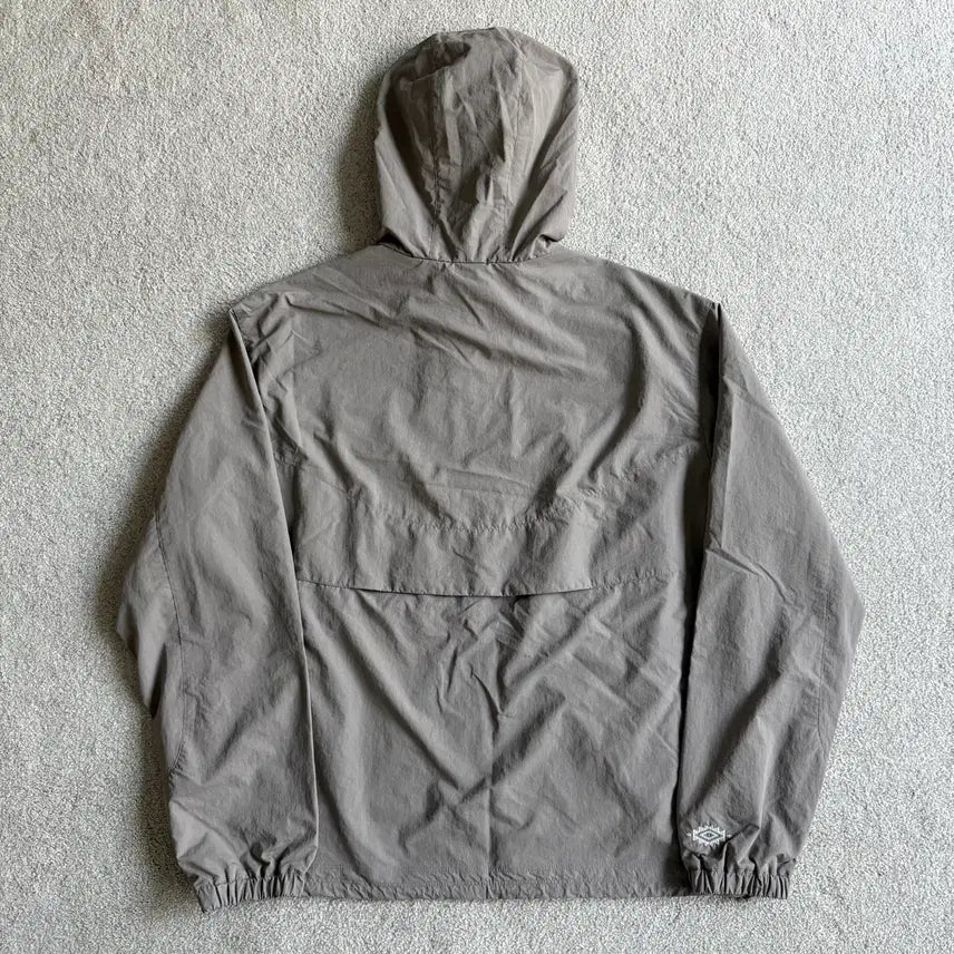 [BUNJANG] Umbro Highway Ventilated Hooded Windbreaker Jacket / 엄브로 하이웨이 벤틸 후드 바람막이 자켓