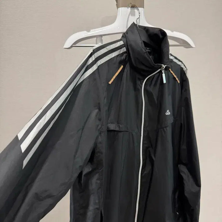 [BUNJANG] Adidas Windbreaker Jacket / 아디다스 바람막이 자켓