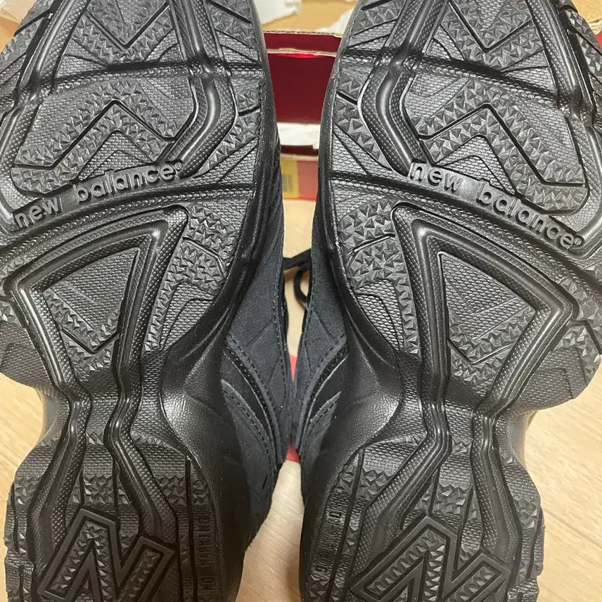 [BUNJANG] New Balance 452 Black Sneakers / 뉴발란스 452 블랙