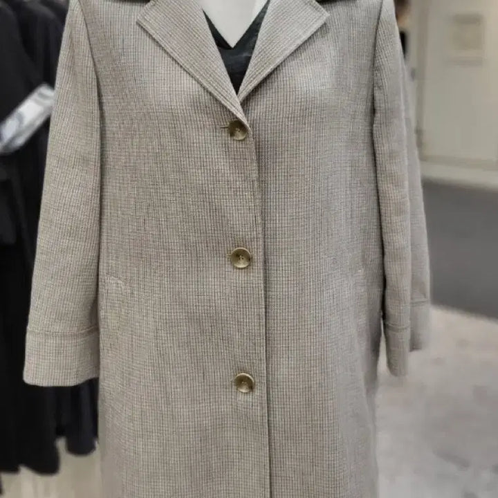 [SOLD OUT] 더레노마 마혼방 체크카라넥 하프 자켓 23SS