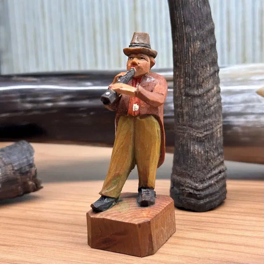 [BUNJANG] Henri Wooden Figurine Cornet Player / 앙리 목각 피겨린 코르넷 연주자