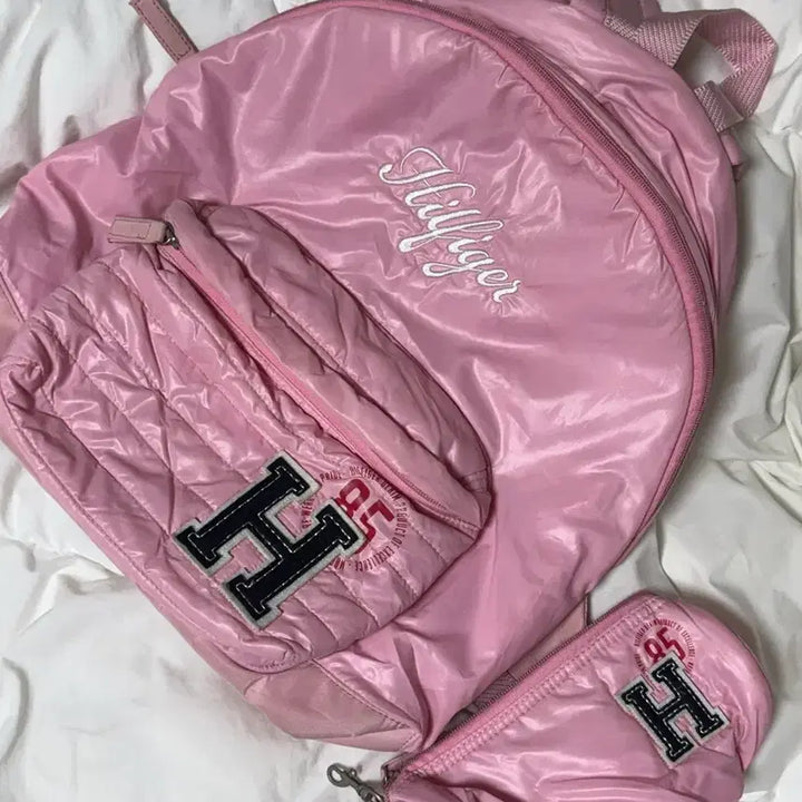 [BUNJANG] Tommy Hilfiger Y2K Pink Backpack + Pouch Set / y2k 타미힐피거 핑크 백팩 + 파우치 세트