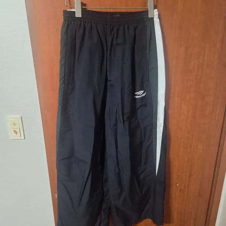[BUNJANG] Balenciaga Track Pants XXS / 발렌시아가 트랙팬츠 XXS