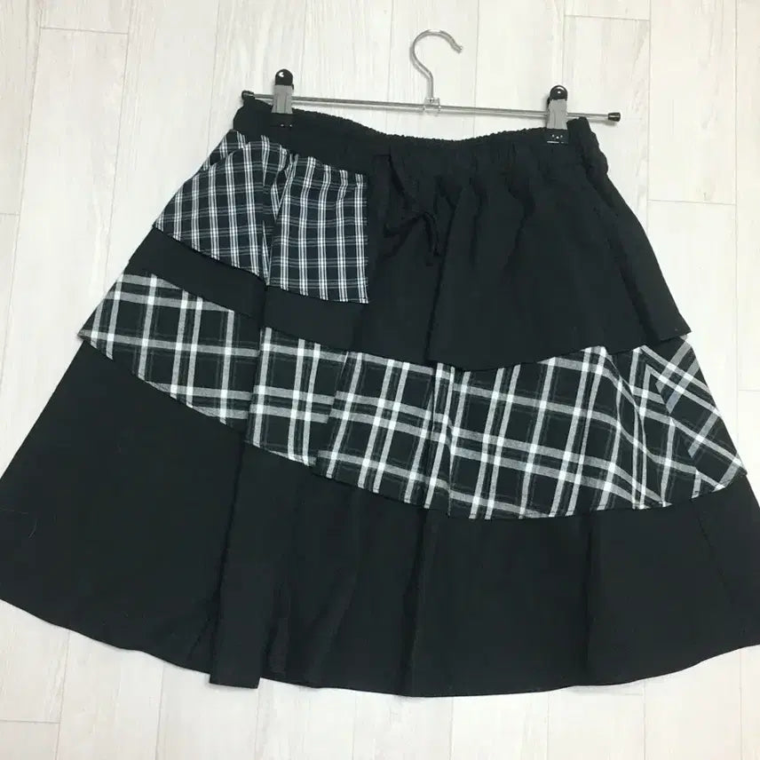 [BUNJANG] OHEHSHEO Layered Skirt Black Check / 오헤시오 캉캉 레이어드 스커트