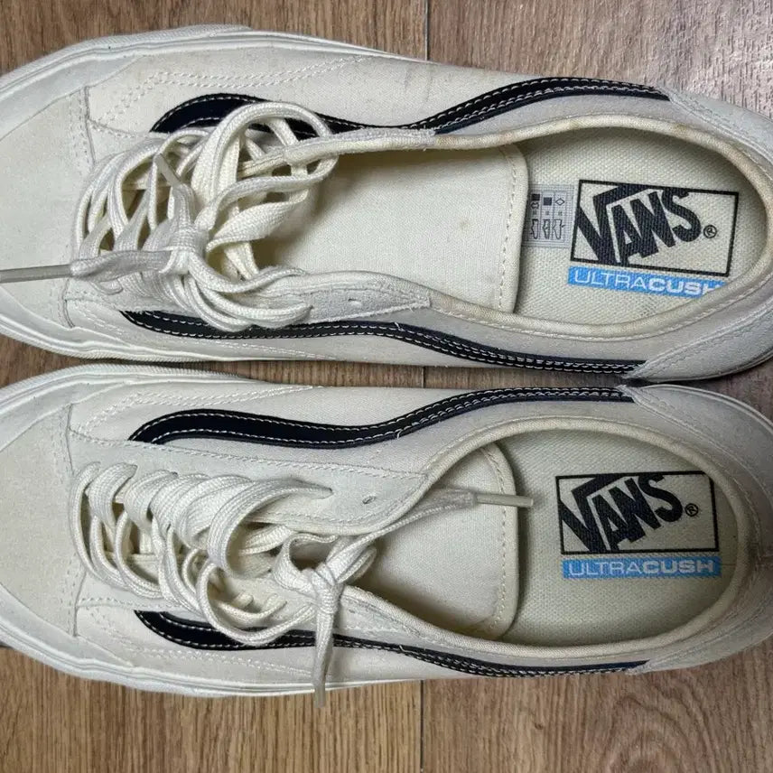 [BUNJANG] Vans Ultracush White Sneakers / 반스 285 화이트 스니커즈 판매합니다
