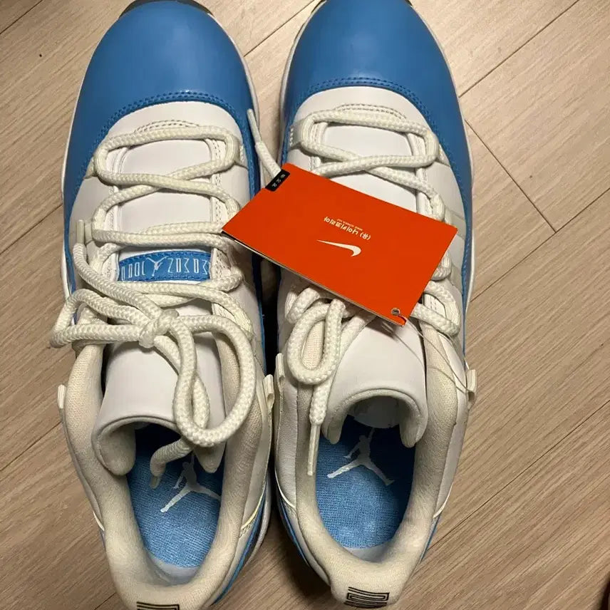 [BUNJANG] Air Jordan 11 Retro Low Size 280 / 에어조던 11 레트로 로우 280사이즈 팝니다