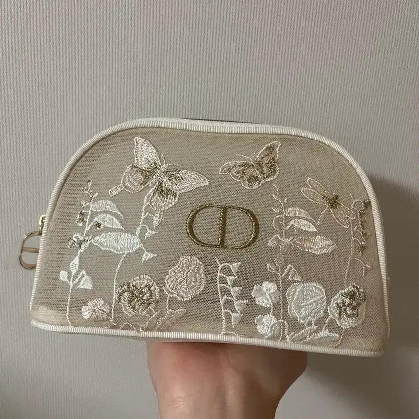 [SOLD OUT] 디올 자수 파우치
