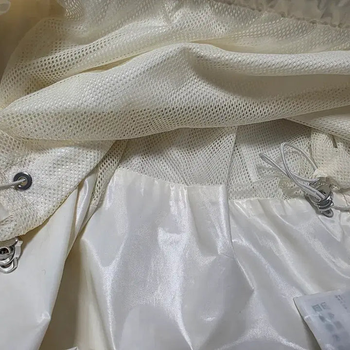 [SOLD OUT] 몽클레르 우르보나스 후드 자켓 화이트164 - 23SS