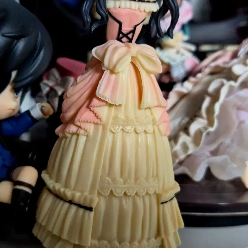 [BUNJANG] Black Butler Ciel Phantomhive Figure / 흑집사 고전 희귀 시엘 울새 피규어