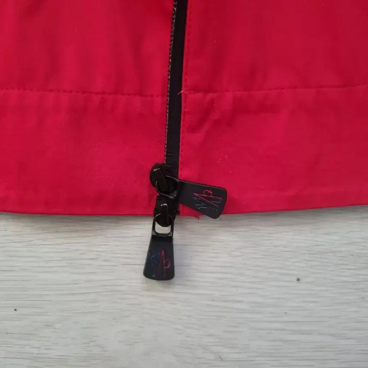 [BUNJANG] Moncler Windbreaker Jacket / 몽클레어 바람막이 (남녀공용)