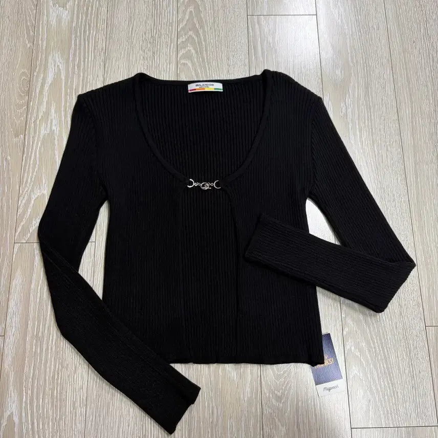 [BUNJANG] Black Ribbed Knit Cardigan / 새제품)텍도안뜯음.오프라인구매.가디건.잔골지.데일리룩.유니크.검정가디건