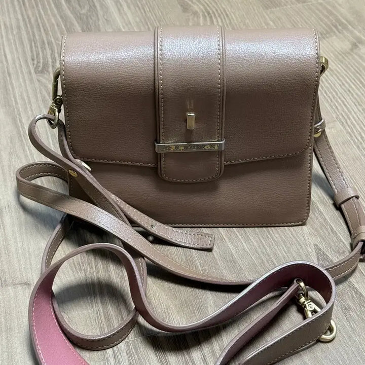 [BUNJANG] Carlin Bag / 칼린 가방 백 판매합니다.