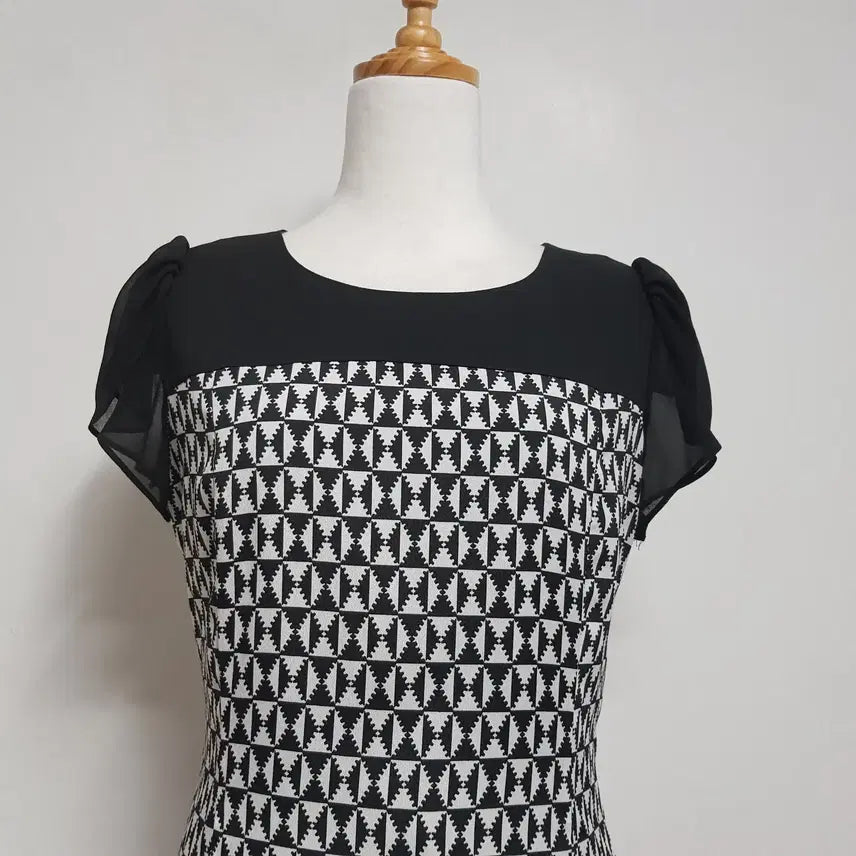 [BUNJANG] SUBI Free Size Black Dress / 4677/SUBI 여 free사이즈 블랙원피스/내옷방