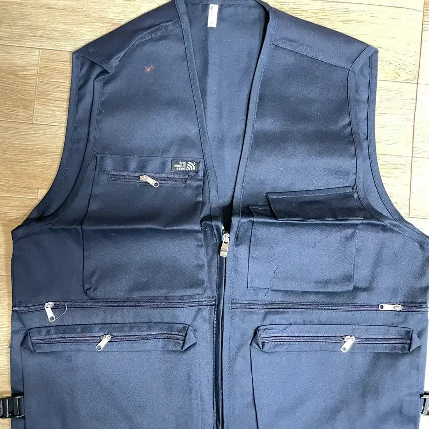 [BUNJANG] Noble Face Vest (1+1) / 노블페이스 조끼 1+1