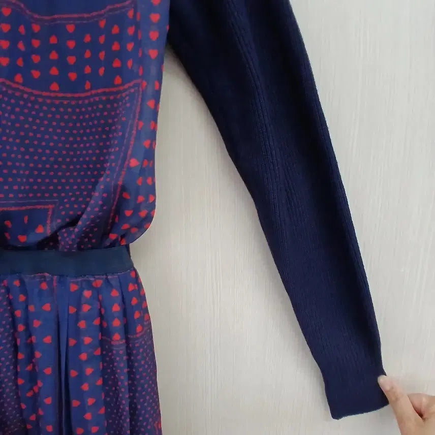[BUNJANG] Navy Knit Top and Dot Long Skirt Set / 네이비 니트 상의 + 도트 롱 스커트 세트