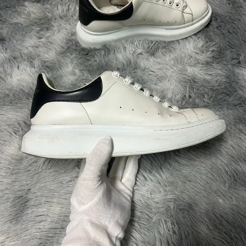 [BUNJANG] Alexander McQueen Oversized Sneakers / [41 size] 알렉산더 맥퀸 오버솔 스니커즈