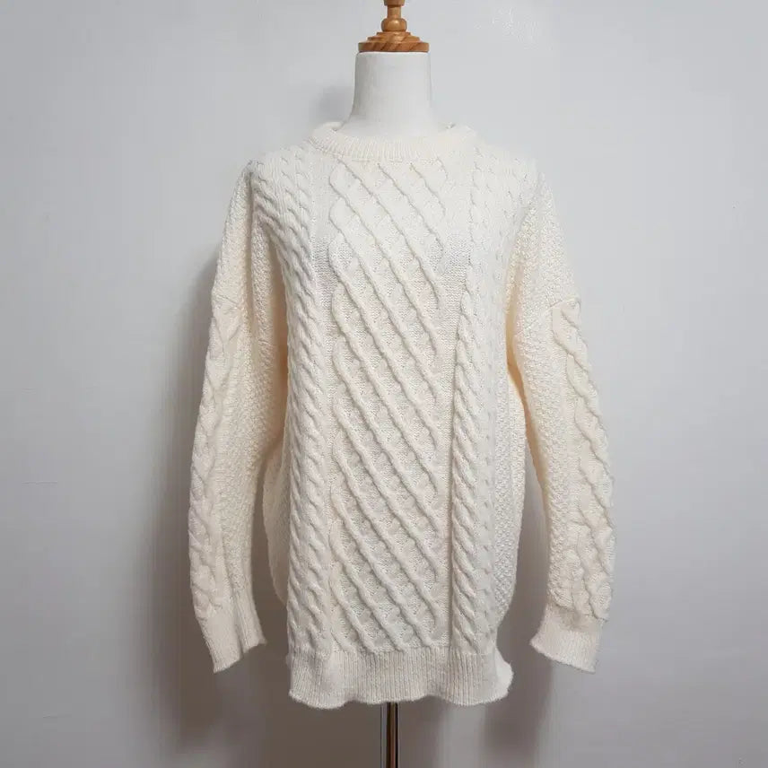 [BUNJANG] PRESENT Ivory Knit Sweater / 4691/PRESENT 여 free사이즈 아이보리니트/내옷방