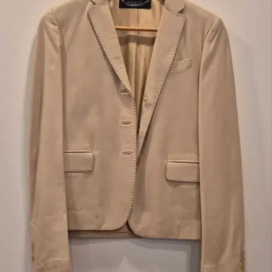 [BUNJANG] 40 사이즈 구찌 크림색 가죽자켓 / 40 사이즈 구찌 크림색 가죽자켓