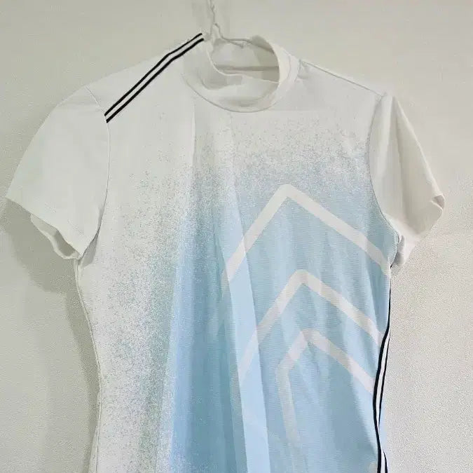 [BUNJANG] Renoma Gradient Printed High Neck T-shirt / 레노마 / 그라데이션 나염 하이넥 반팔티 90