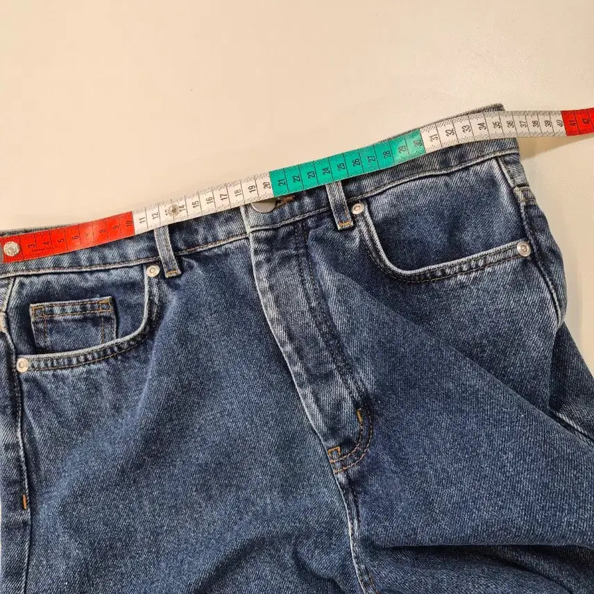 [SOLD OUT] COS 기본배기핏 데님청바지(PT2