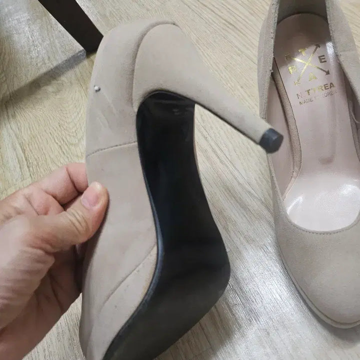 [BUNJANG] Unspecified Brand Dress &amp; Shoes Set / 원피스프리사이즈구두세트240