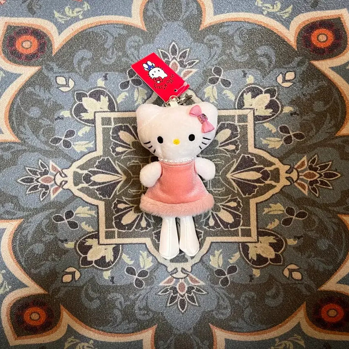 [BUNJANG] Hello Kitty Pink Skirt Long Leg Kitty Keychain / 헬로키티_핑크 스커트 롱다리 키티 키링 새상품