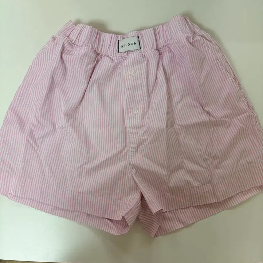 [SOLD OUT] (새상품)나일로라반바지  NYLORA바지(판매완료)