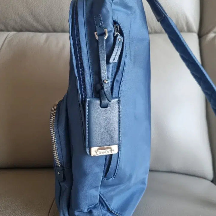 [BUNJANG] TUMI Blue Sling Bag / TUMI 투미 블루 슬링백
