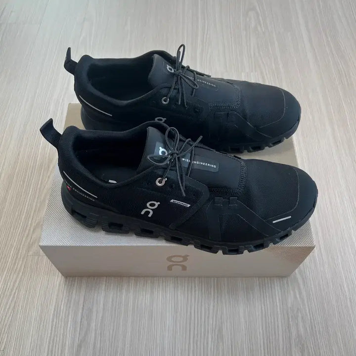 [SOLD OUT] 275 온 러닝 클라우드 6 WP 블랙