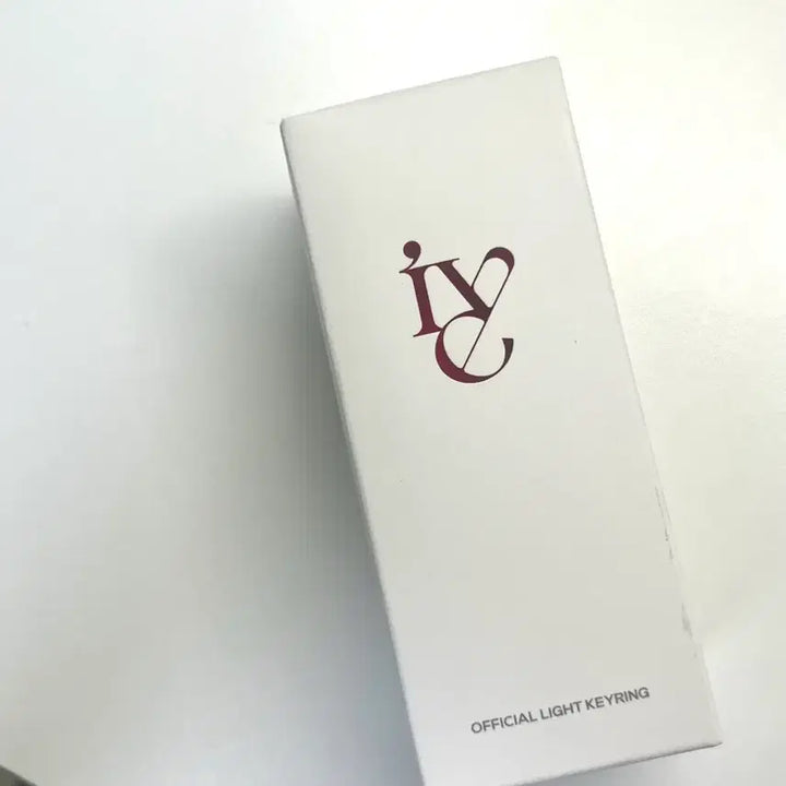 [BUNJANG] IVE Official Mini Lightstick Keychain / 아이브 미니 응원봉키링 양도해여